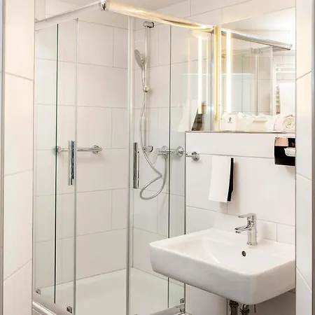 Hotell Maximilian & / Basel